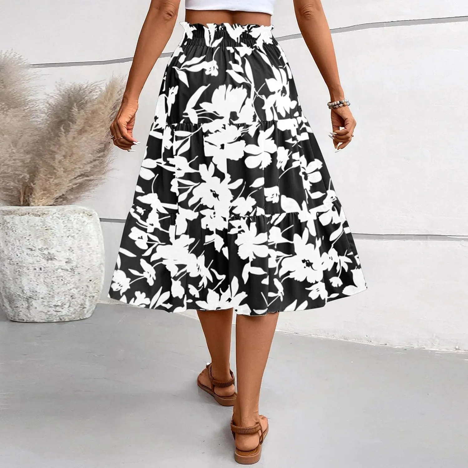 Long Skirt,Trendy Flowy Skirts for Women 2025 Pleated Womens Boho Maxi Skirt with Pockets Elastic High Waisted
