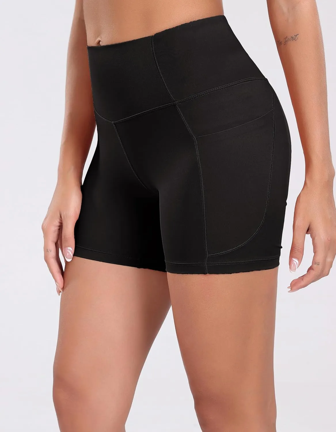 Oalka Women's Short Yoga Side Pockets High Waist Workout Running Sports Shorts 4"