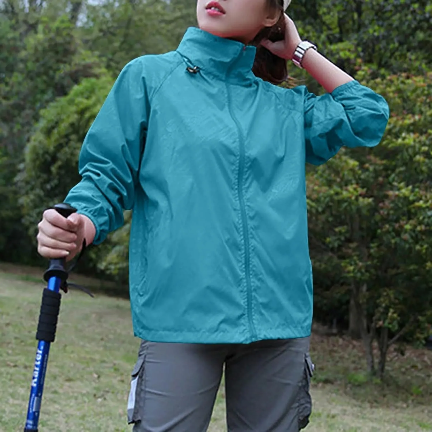 Plus Size Rain Jackets for Women Waterproof Lightweight Windbreaker Jackets Loose Coat Hooded Raincoat with Pockets