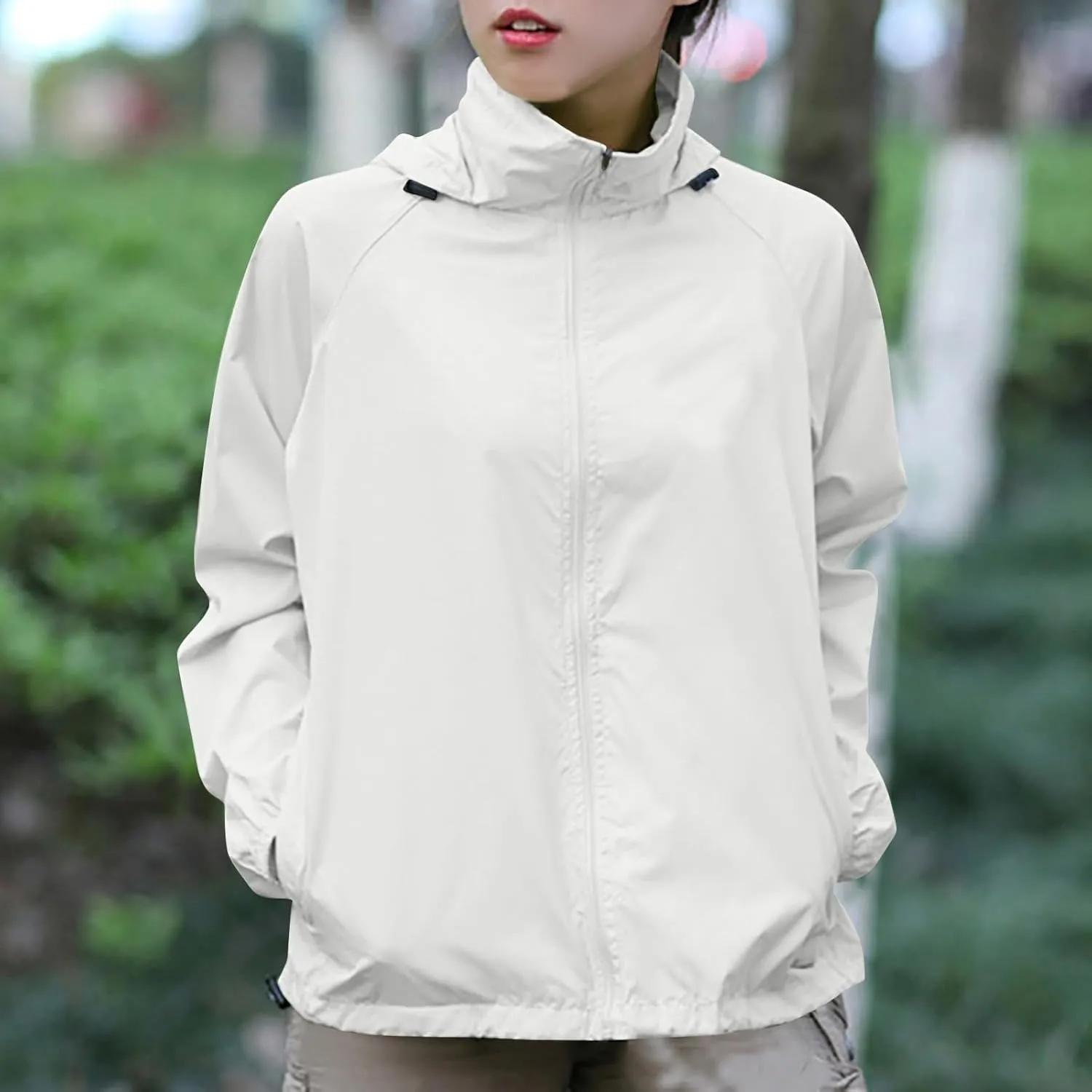 Plus Size Rain Jackets for Women Waterproof Lightweight Windbreaker Jackets Loose Coat Hooded Raincoat with Pockets
