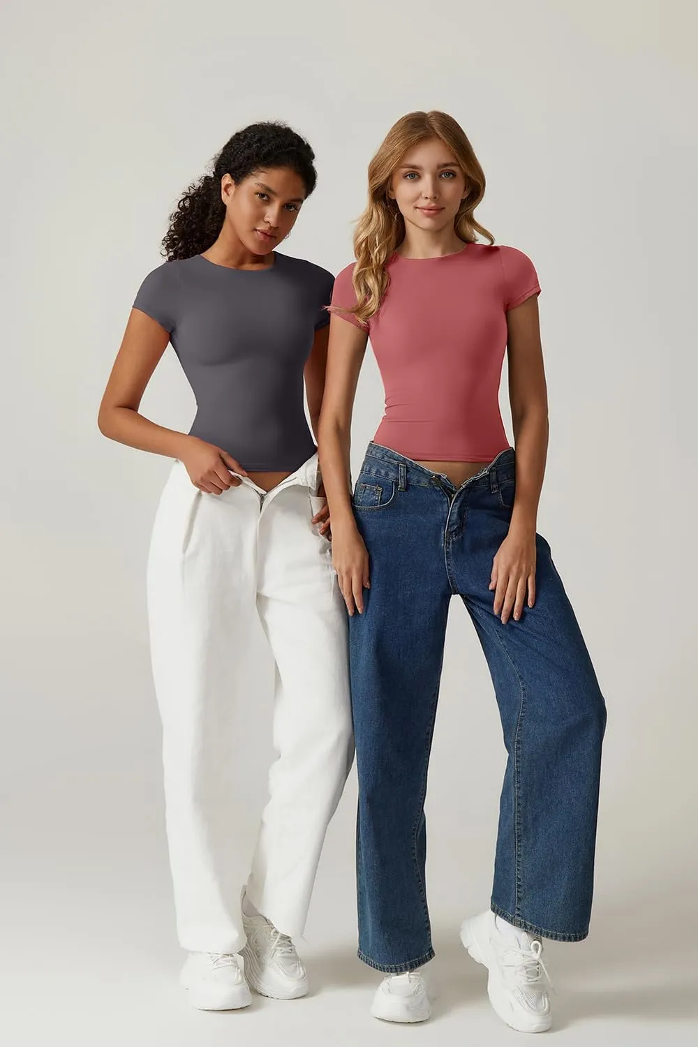 QINSEN Women's Crew Neck Short Sleeve Tees Double Lined Slim Fit T Shirt Basic Y2K Tops