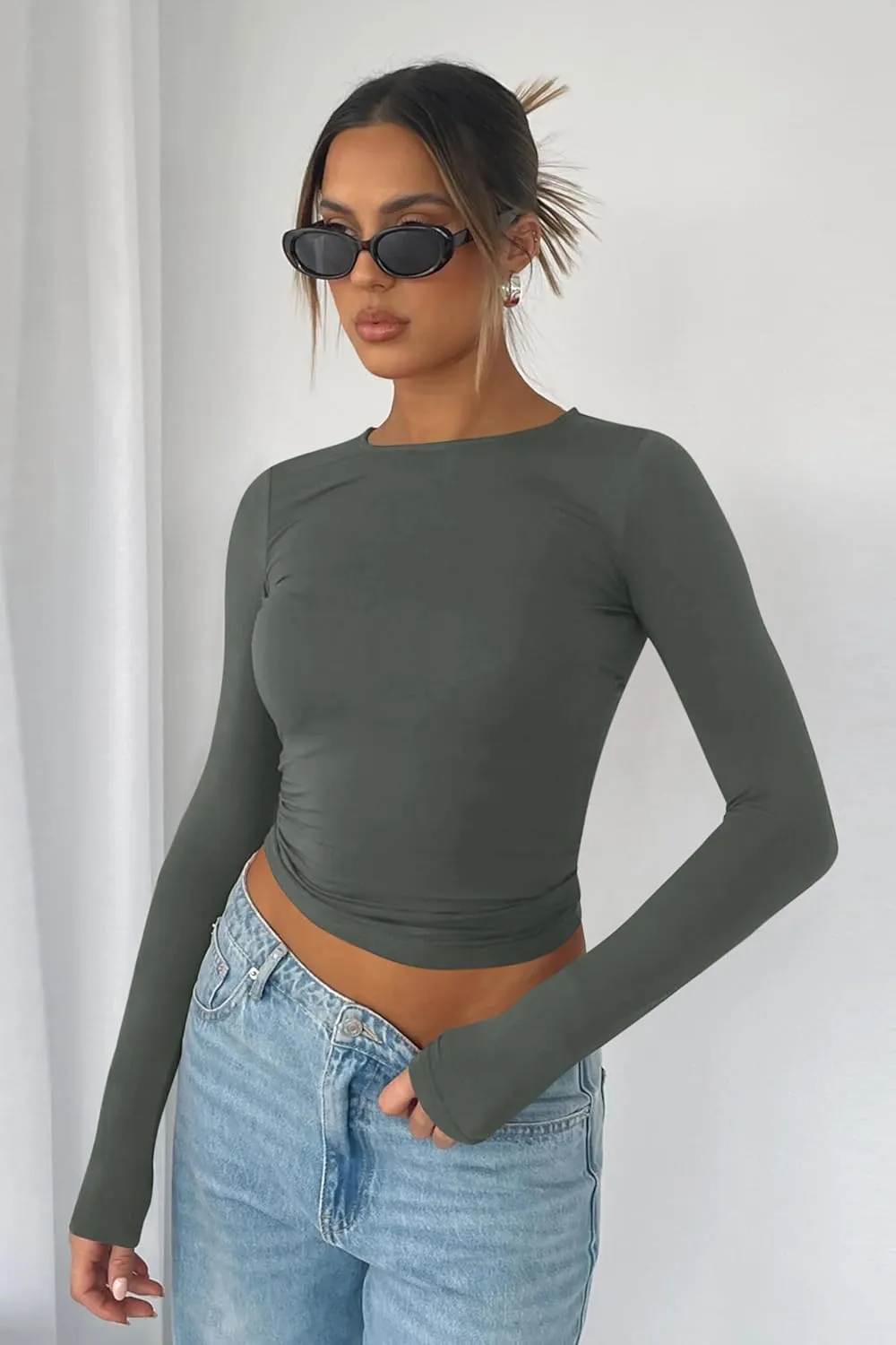 Zeagoo Women Y2K Crewneck Long Sleeve Slim Fit T Shirt Going Out Fall Fashion Basic Tops